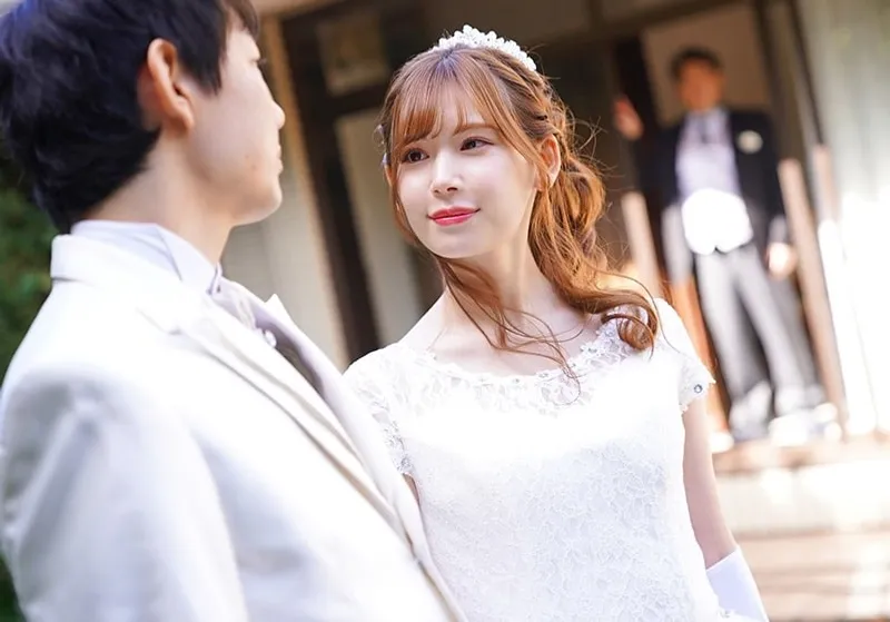 Bố người chồng đụ người yêu của con trai ngay sau lễ cưới của con trai