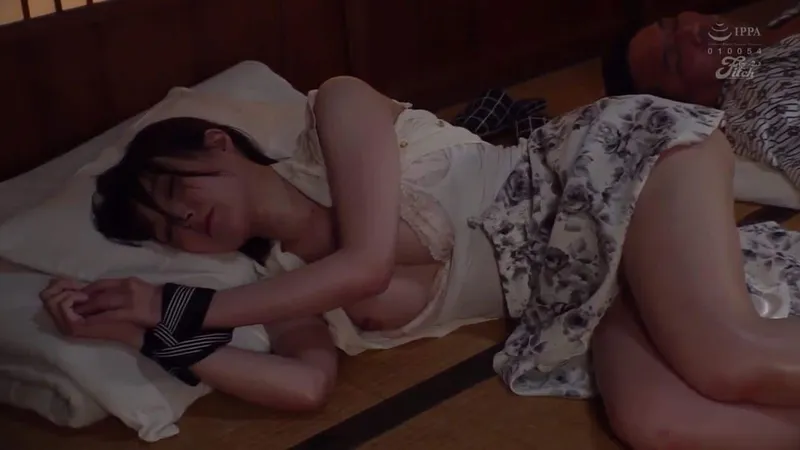 Xin chồng yêu đi làm ăn với quản lý, nữ nhân viên rơi vào kế hoạch của ông quản lý biến thái