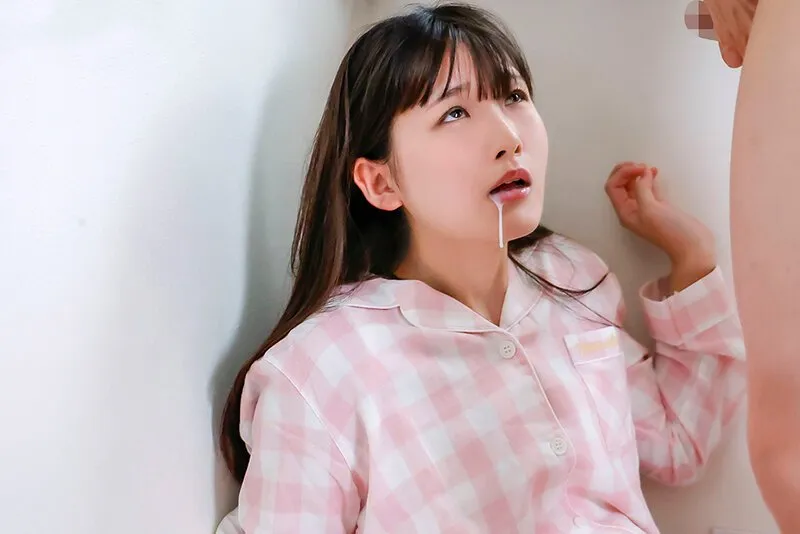Anh trai ghen khi con ghệ có bạn gái nên luôn bắt em ấy làm tình