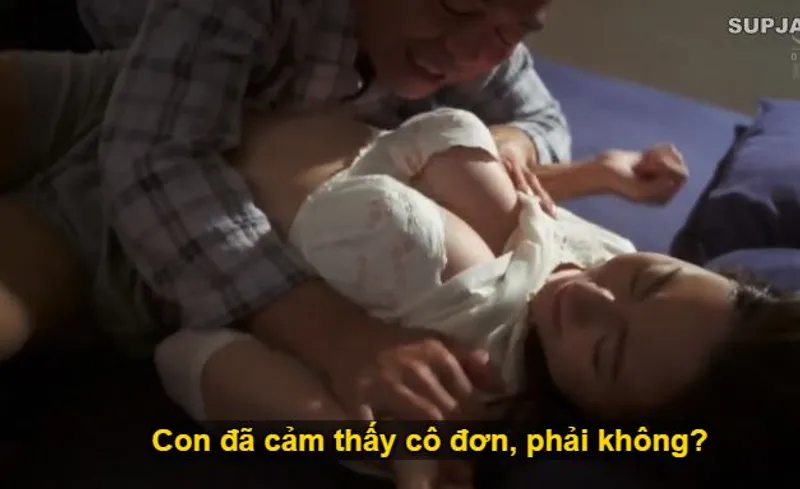 Thấy con trai mãi mê công việc để bạn gái của con trai cô đơn, bố chồng yêu làm liều đè nện con dâu
